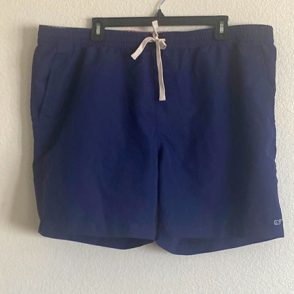 VINEYARD VINES Men’s Navy Blue Short Pants Size XL